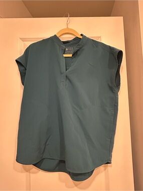 Caribbean Blue Rafaela Oversized Scrub Top
